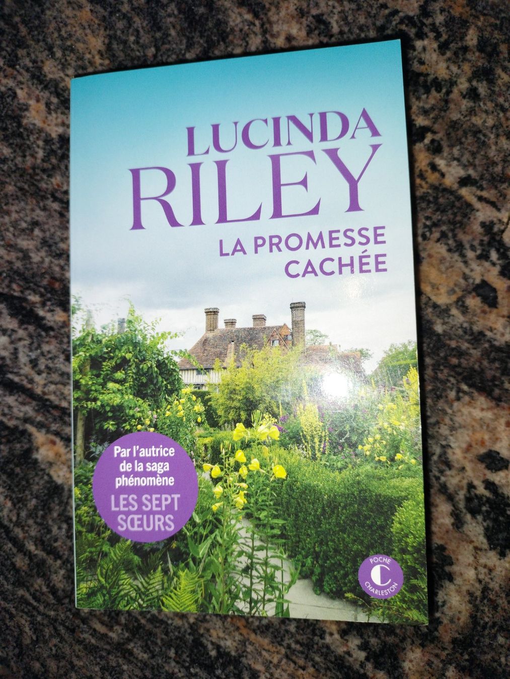 Libri: La Promesse cachée Lucinda Riley, – Usato da Cortaillod venduto da rozinna