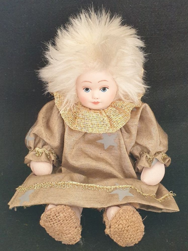 Figuren: Engel Porzellanpuppe – Gebraucht aus Lenzburg von eva_8fw5