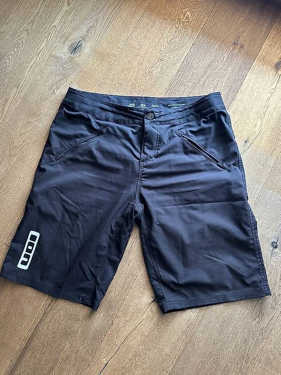 Pantaloni: ION MTB Hosen kurz – Usato da Stans venduto da stanser81