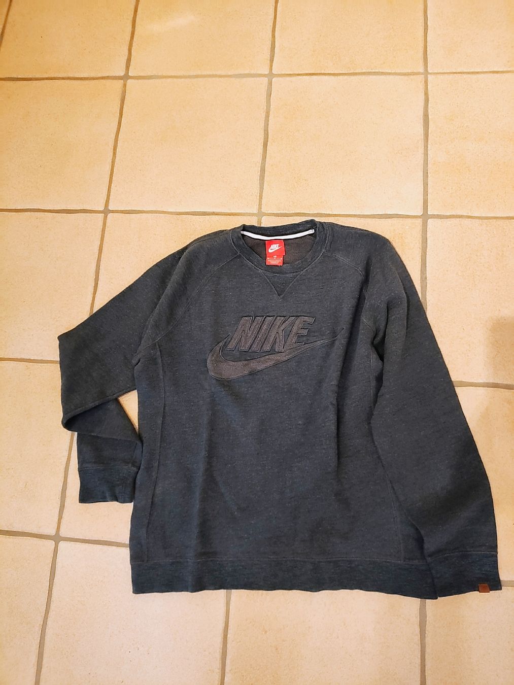 Nike Maglioni & Felpe: Sweat Nike Taille M – Usato da Etoy venduto da Name47