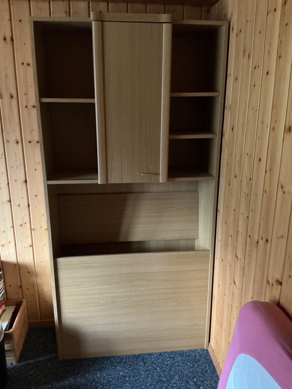 Armadi: Holzschrank – Usato da Reichenbach im Kandertal venduto da frifrafroh