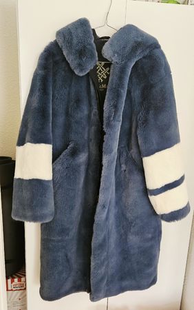 Mr&Mrs Italy Wintermantel Gr.S (oversized) blauer Kunstfellm