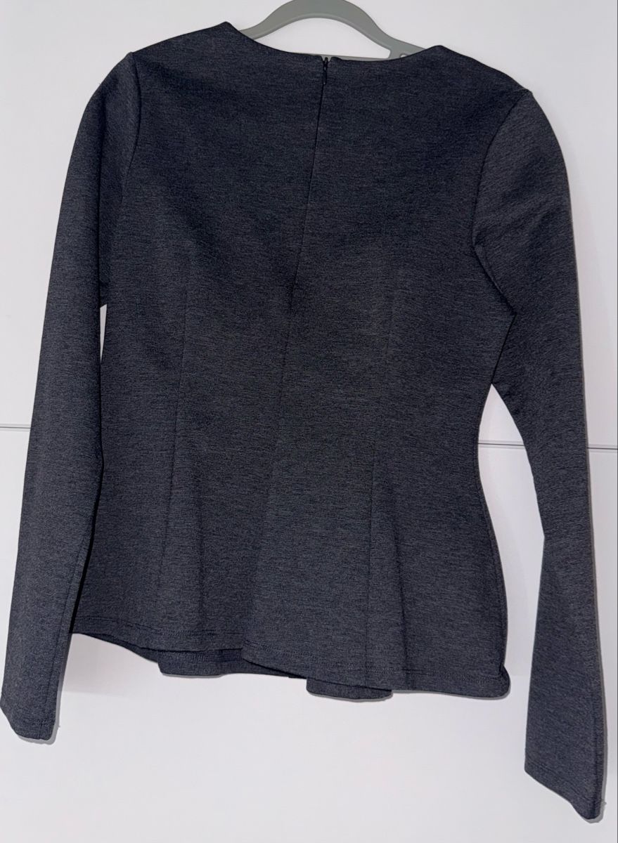 H&M Top: H&M Oberteil, Grau, Grösse M – Nuovo (secondo la descrizione) da Basel venduto da ae2276 2