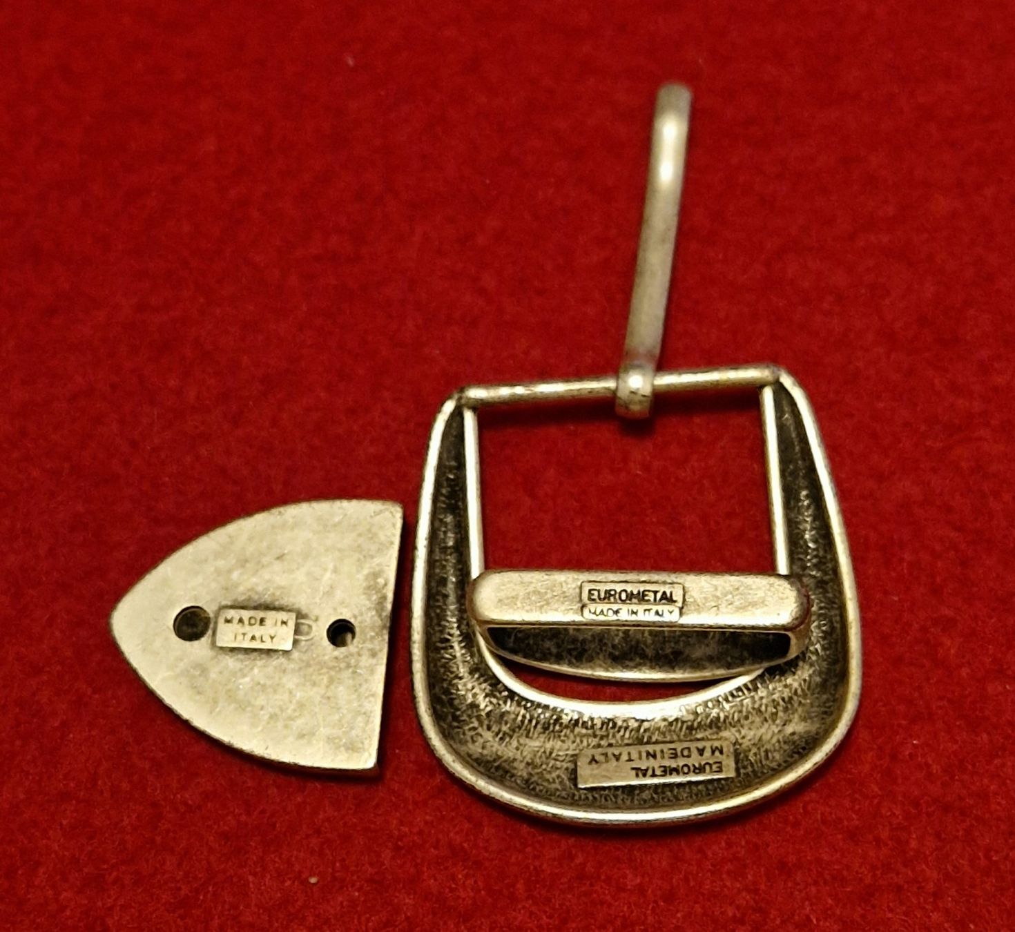 Gürtelschnallen: SET Taschen- oder Gürteldekoration & Gürtelschnalle+ -spitze – Gebraucht aus Zürich von silver-team 6