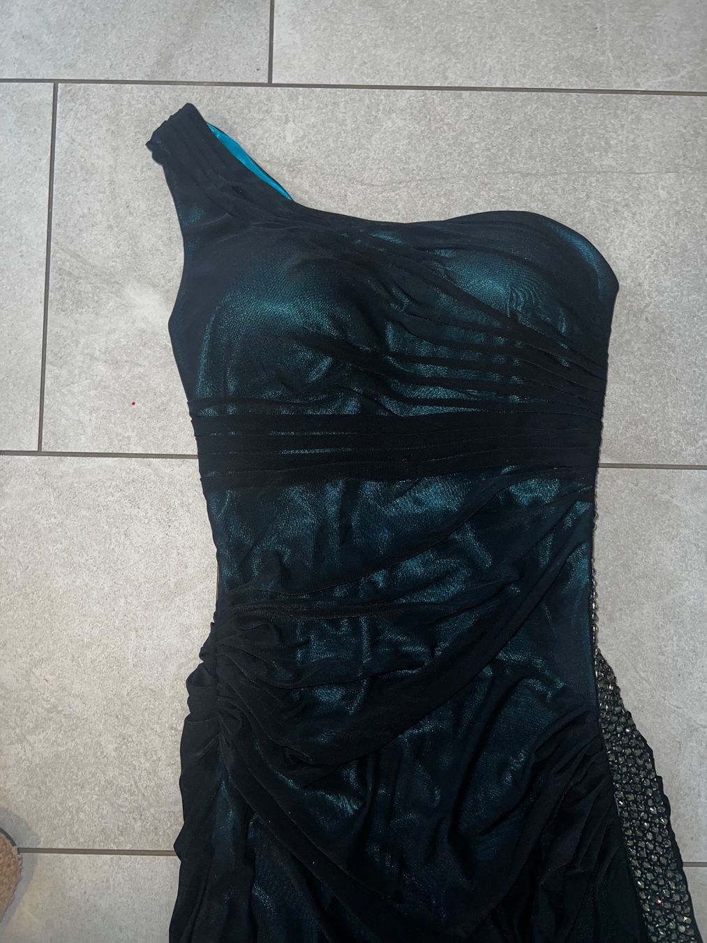 Vestiti: Abendkleid – Usato da Schübelbach venduto da rosaria17 1