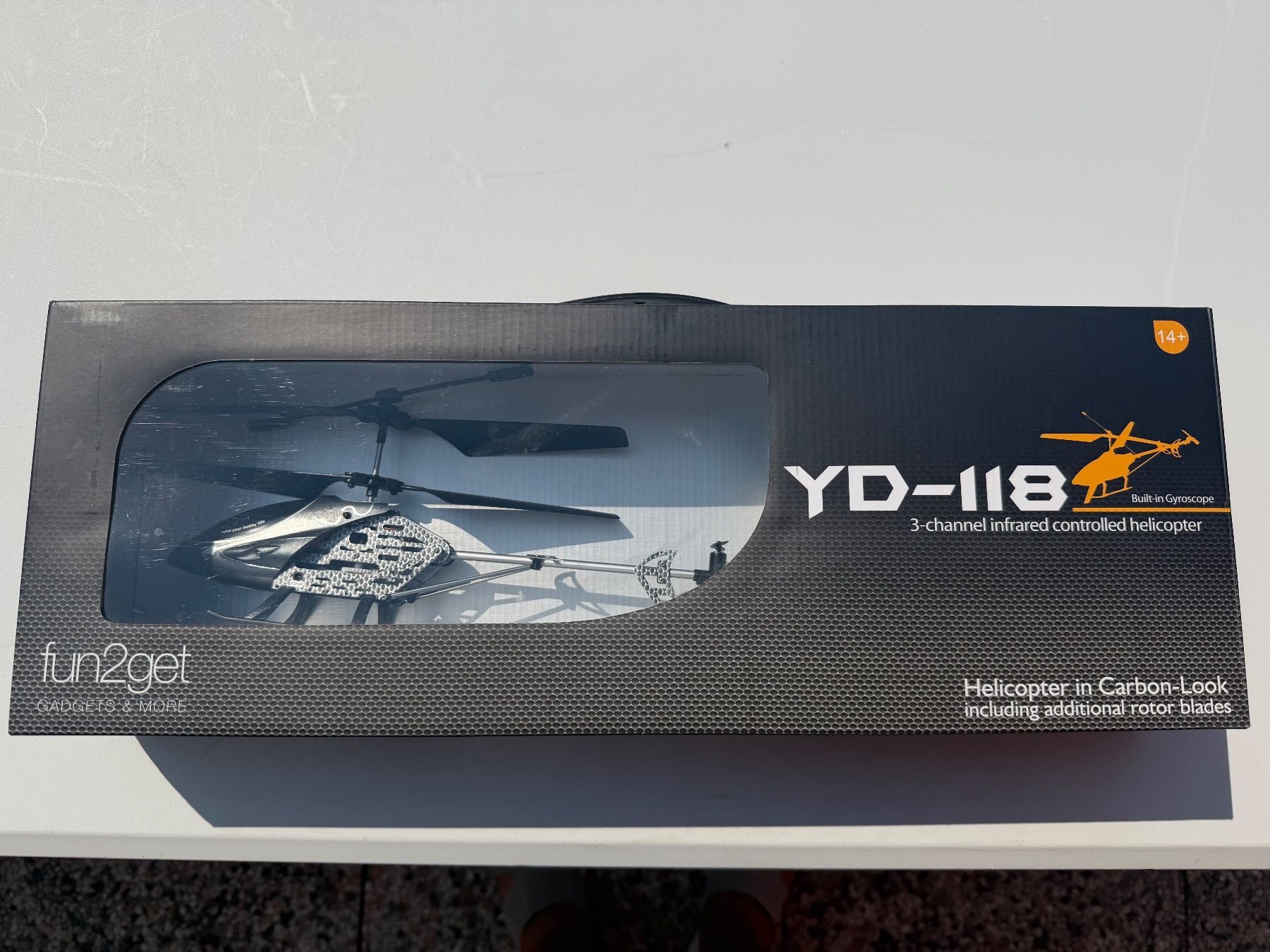 Giocattoli: Helicopter in Carbon-Look - including additional rotor Blade – Nuovo (secondo la descrizione) da Cugnasco venduto da tizianaq