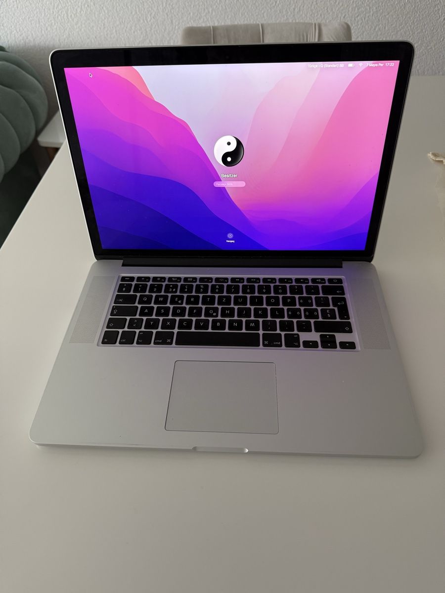 Apple Notebook: MacBook Pro Retina, 15-inch, Mid 2015 – Usato da Rüfenacht BE venduto da Users 8