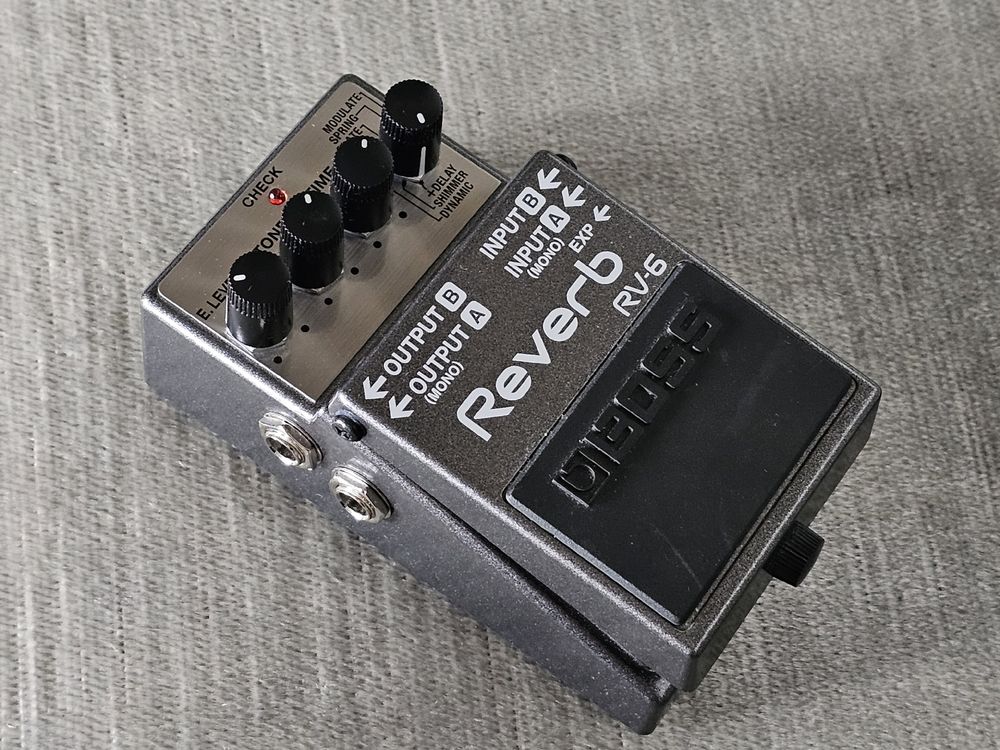 Boss RV-6 Gitarren Hall Reverb Pedal (Gebraucht) in Wagen für CHF 109 ...