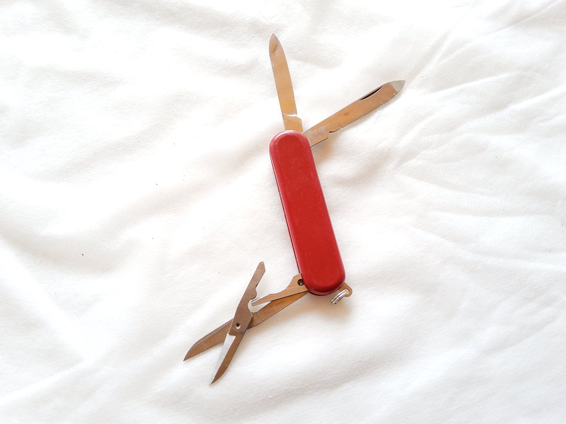 Coltelli tascabile: Petit couteau de poche Wenger – Usato da Malleray venduto da Broc-antique 1