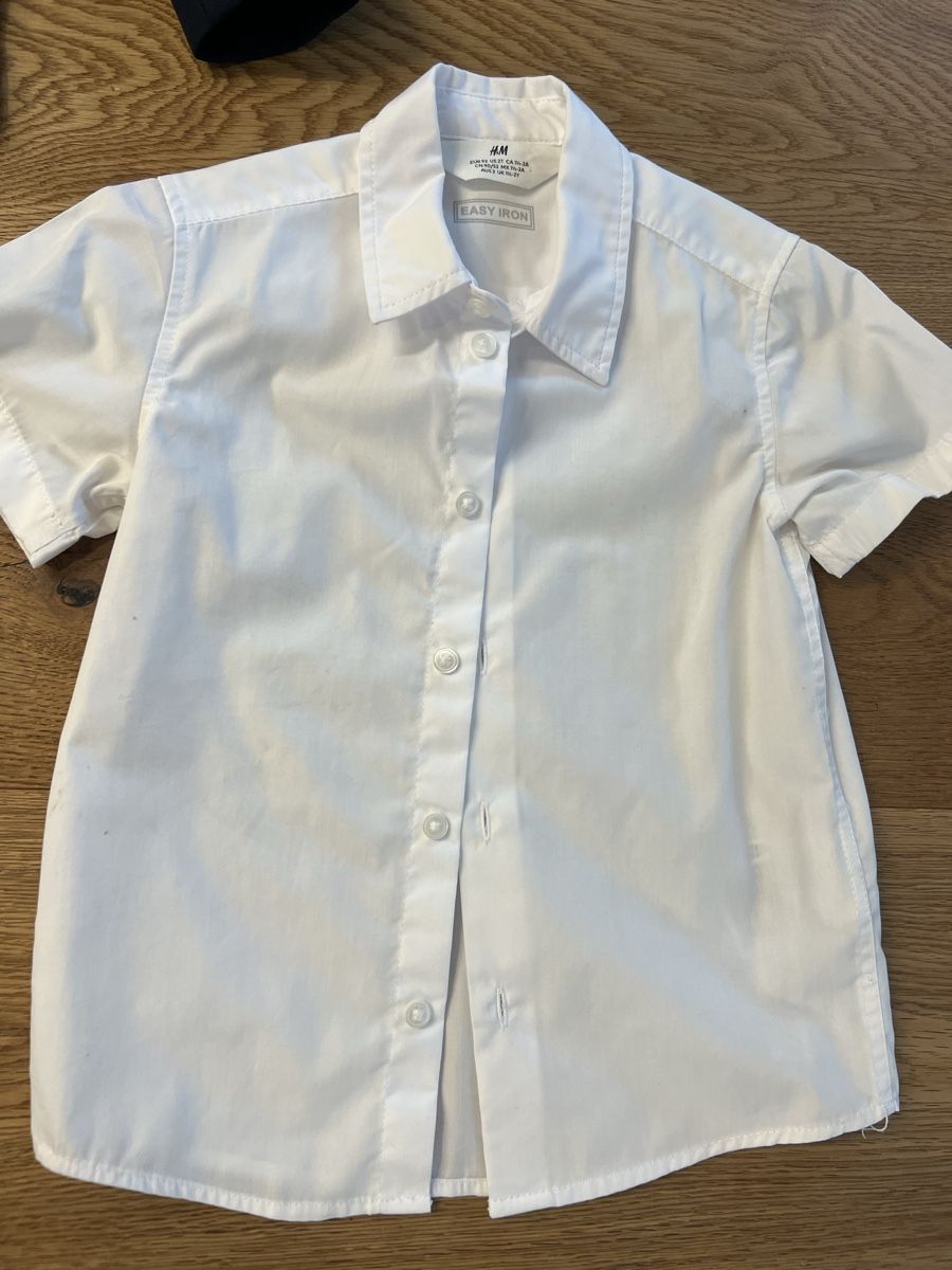 Completi: Anzug Boy Gr 92 – Usato da Stans venduto da Jaeseli 3