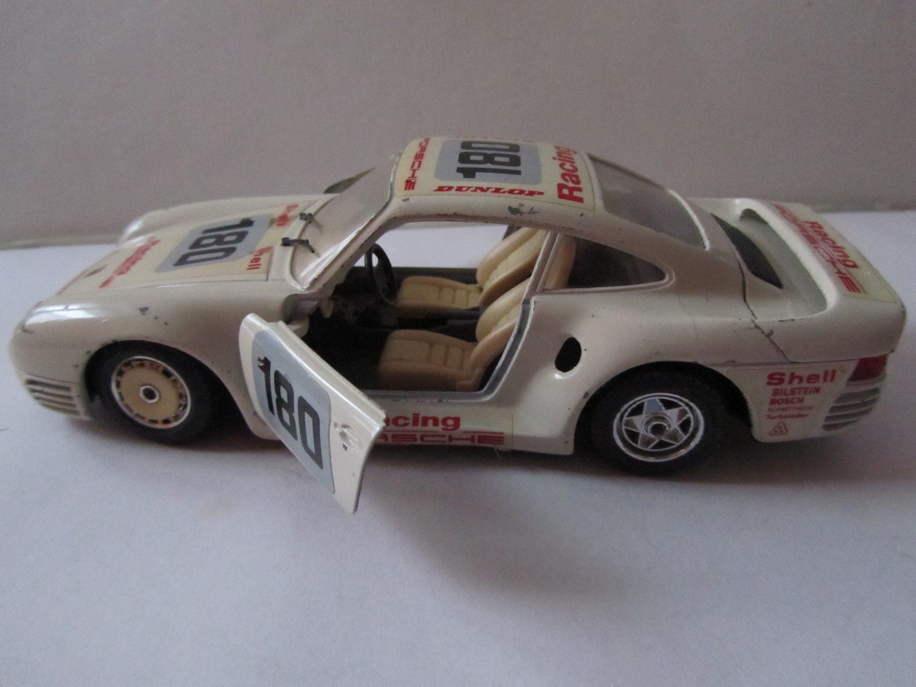 Bburago Modellini d'auto: Burago Porsche 959 Mst 1:24 – Usato da Weiningen ZH venduto da dietsch57 4