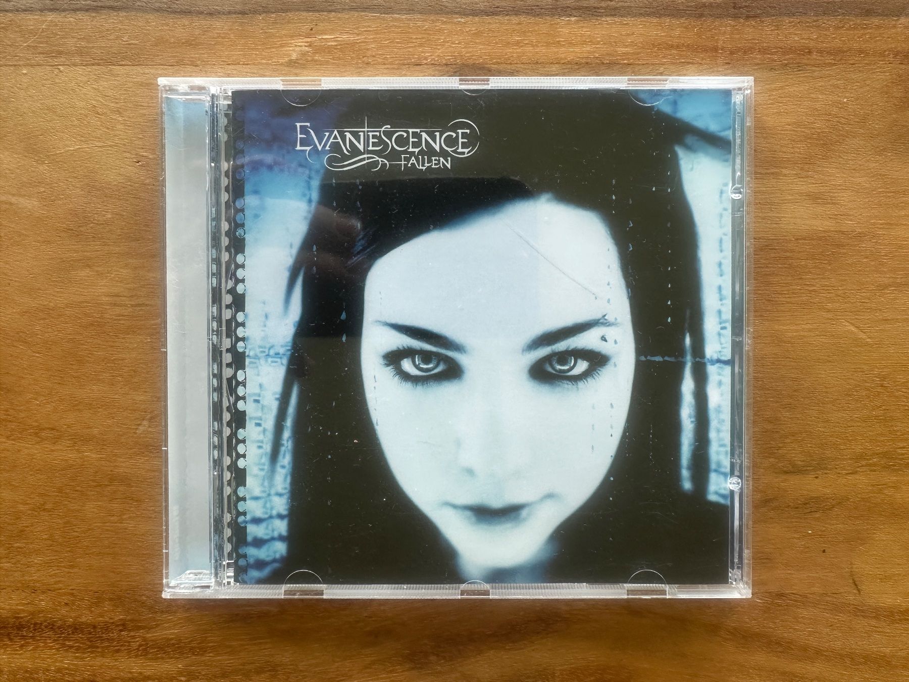 CD: Evanescence - Fallen (Nu Metal) – Usato da Horgen venduto da flyingpenguin2000