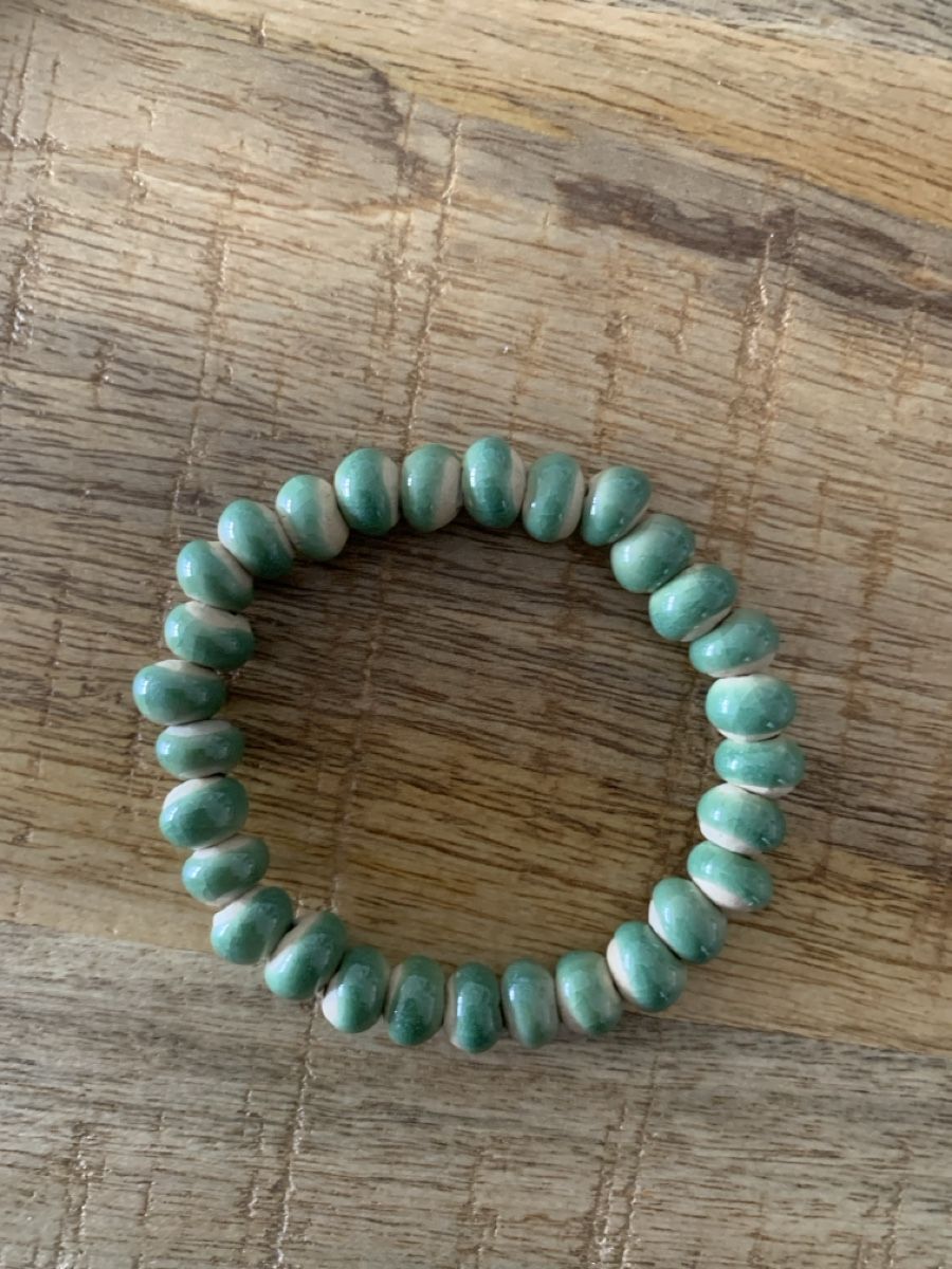 Armbänder & -reifen: Armband – Gebraucht aus Laupen BE von nipejena