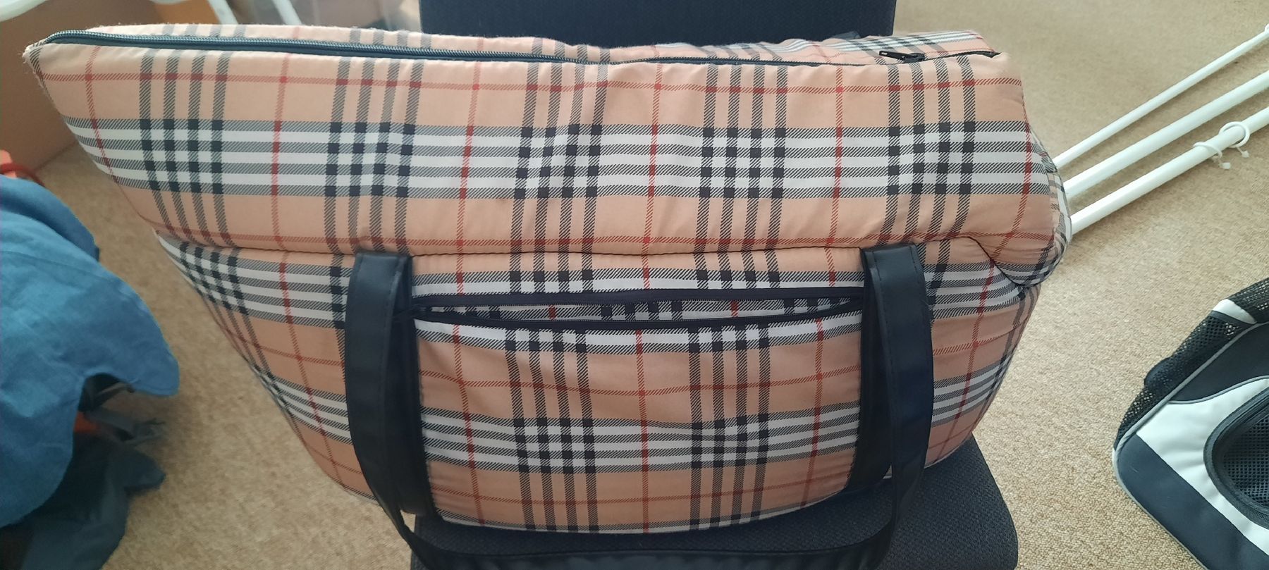 Borse: Hundetasche beige kariert, gebraucht – Usato da Oltingen venduto da Rige2 1