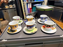 6 Kaffeetassen Free Time Set bunt Neuwertiger Zustand