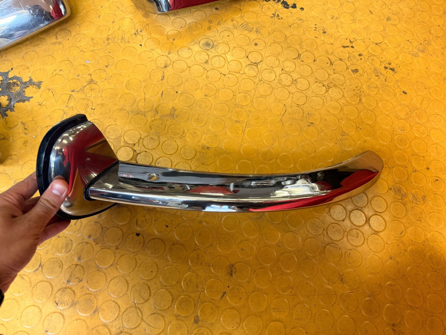 Alfa Romeo Tutti pezzi di ricambio auto: Alfa Romeo Rundheck Stossstangen Satz – Usato da Obfelden venduto da ScuderiaVeloce 3