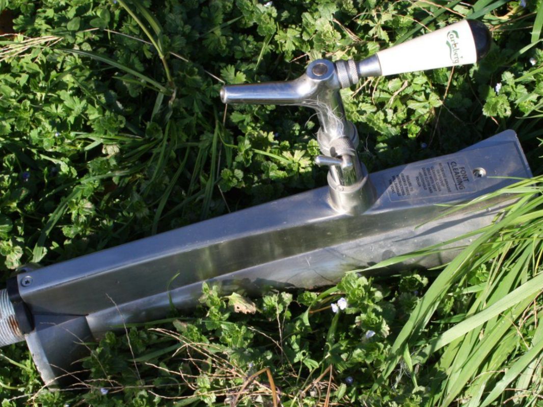 Accessori: BIERHAN ZAPFHAN ZAPF HANEN – Difettoso da Wauwil venduto da Pneuedy