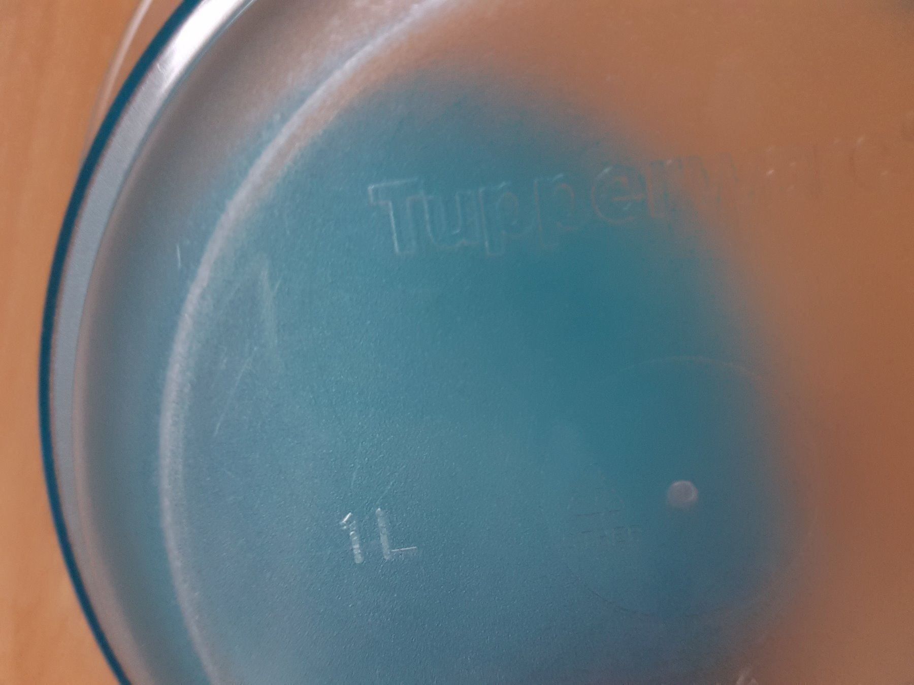 Tupperware Recipients et similaires: SCHÜSSEL TUPPERWARE 1 LITER – D'occasion à Sax par spazieren 2