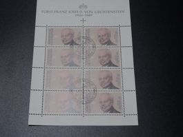1 schöner Kleinbogen FL Tod von Fürst Franz Josef II. 1989