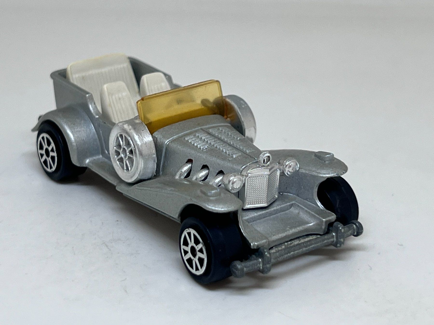 Majorette Modellini d'auto: Majorette Excalibur #15 – Usato da Wildegg venduto da LaaBoutique