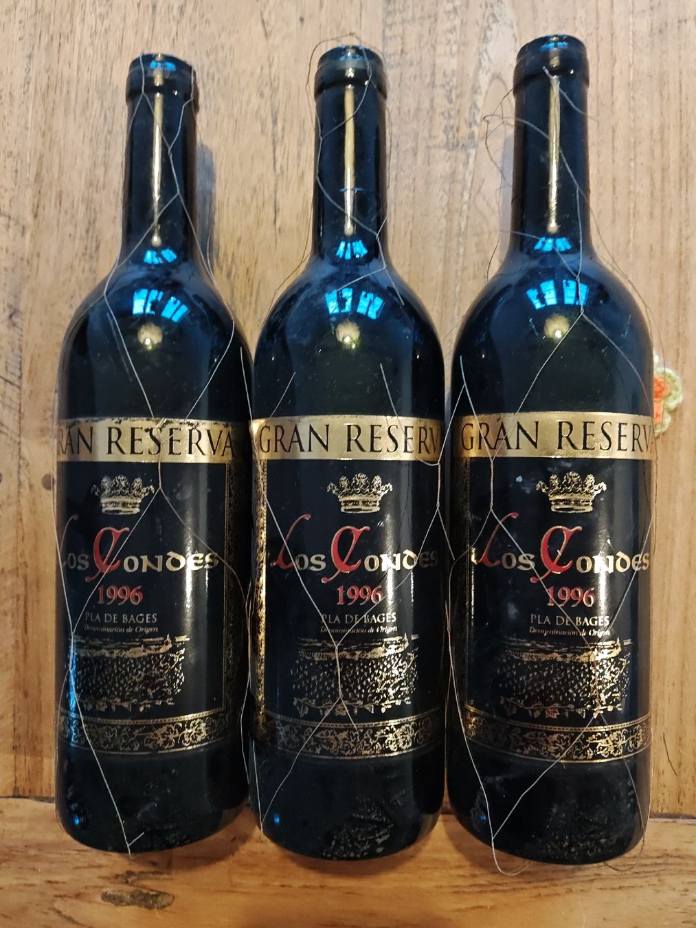 Vino: 3 Fl. Los Condes Gran Reserva 1996 – Nuovo (secondo la descrizione) da Feldbach venduto da Gwaechshuus
