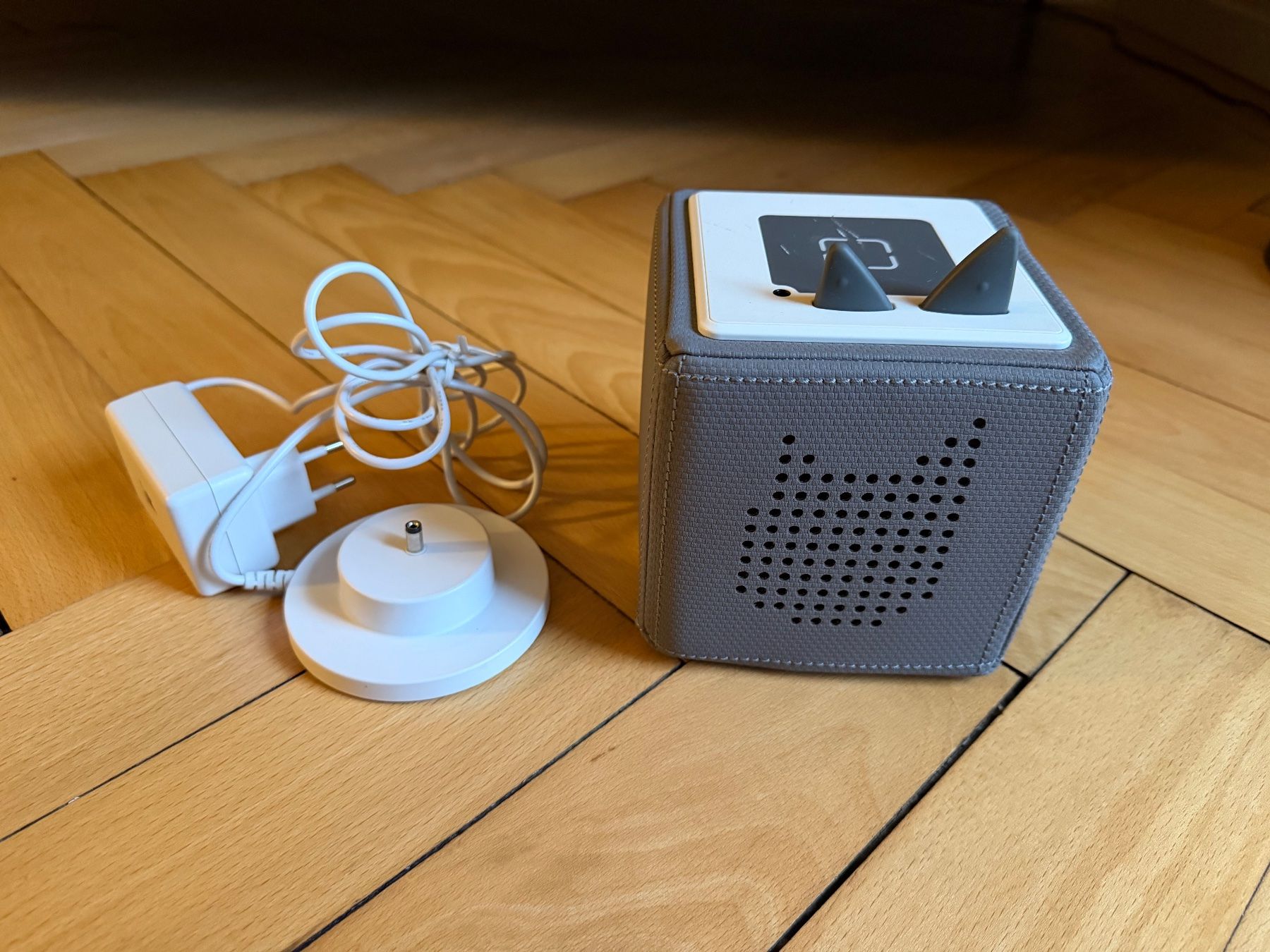 Tonies Jouets: Toniebox Grau mit Ladegerät – D'occasion à Zürich par lena1976