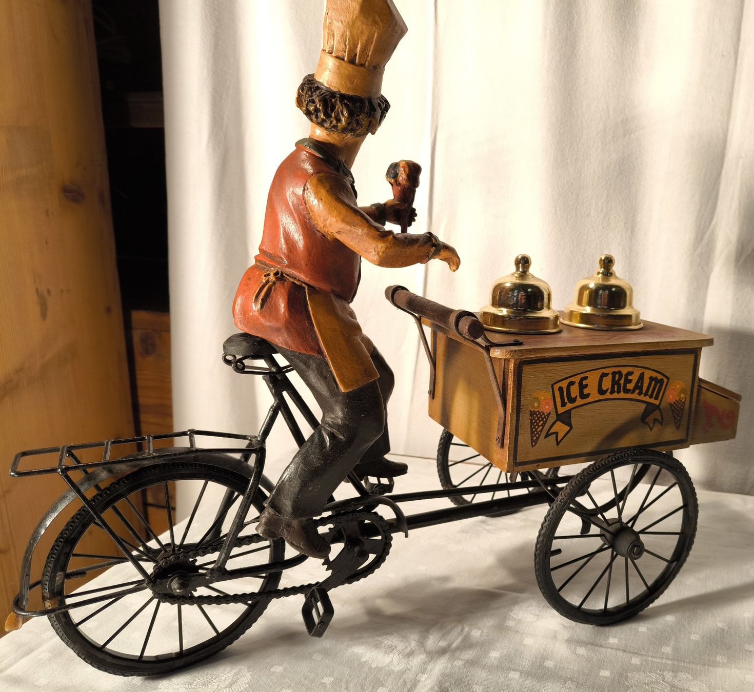 Figuren: Eisverkäufer Figur – Gebraucht aus Rorschacherberg von snOOpydOg11 7
