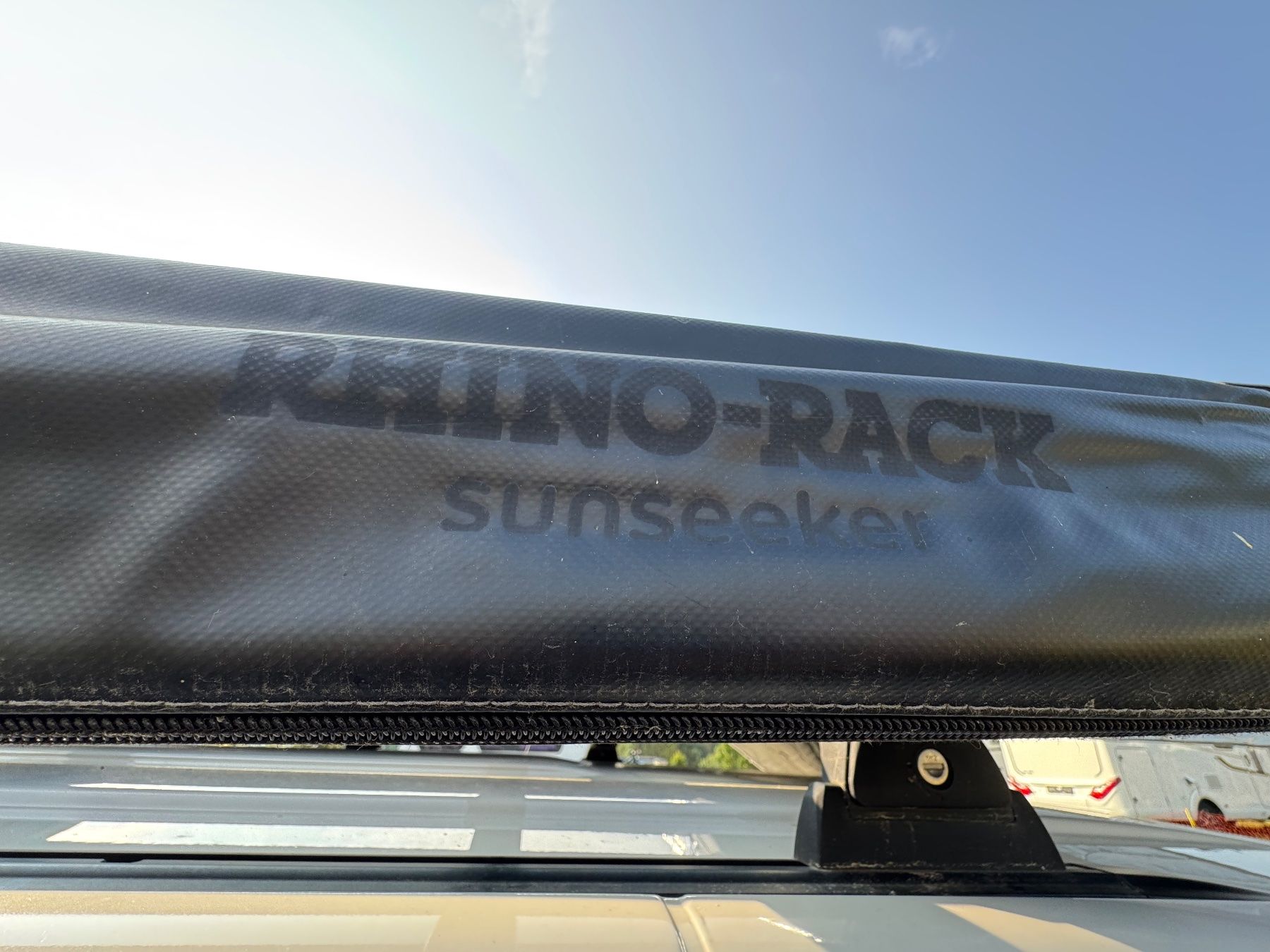 Markisen: Auvent RhinoRack Sunseeker 2.5m – Gebraucht aus Villarzel von Matt-93 5