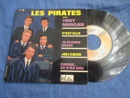 Les Pirates EP C'est elle (avec Tony Morgan)