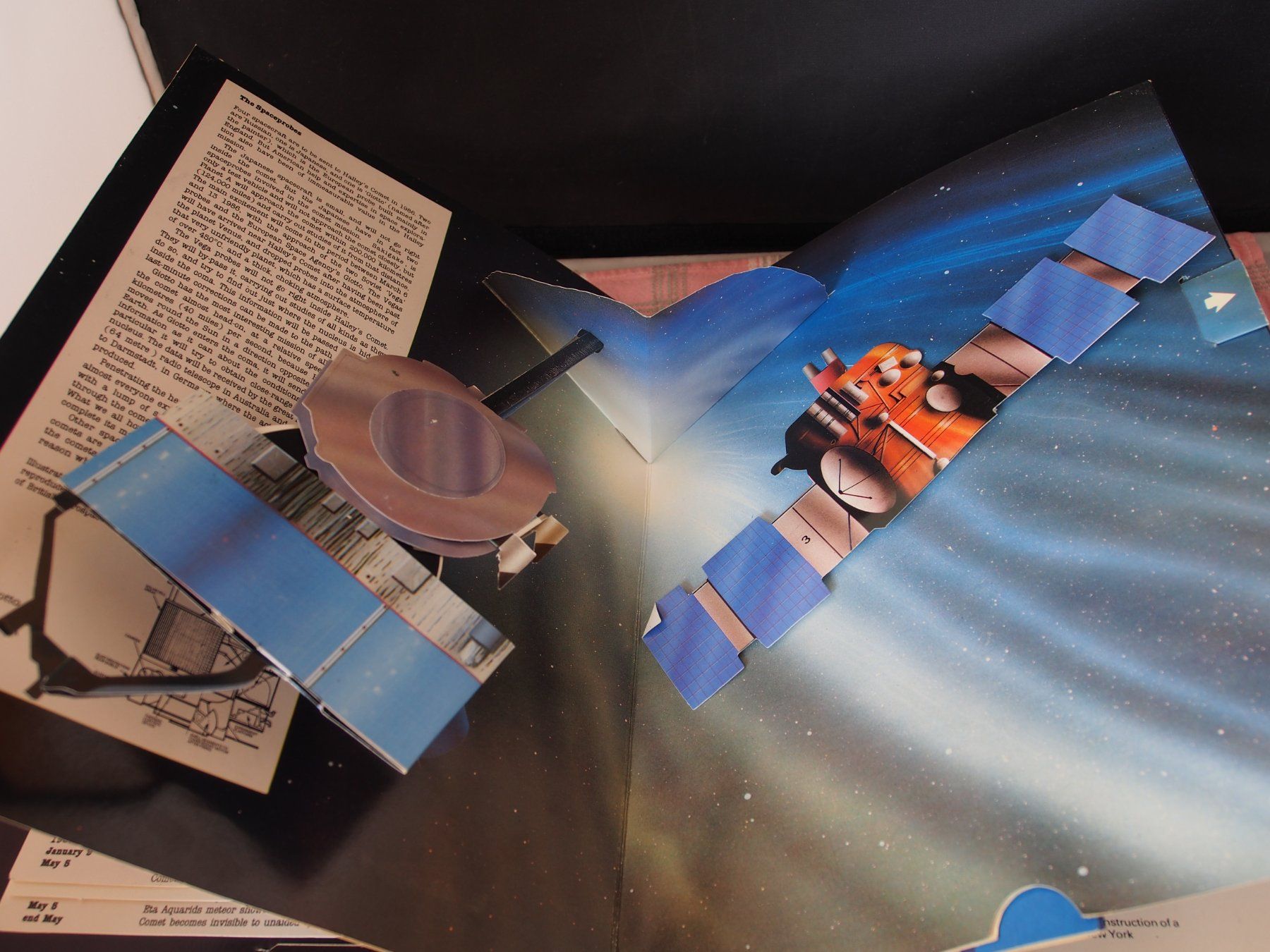 Livres: halley's comet pop-up book patrick moore, heather couper – D'occasion à Ovronnaz par Etagne68 3