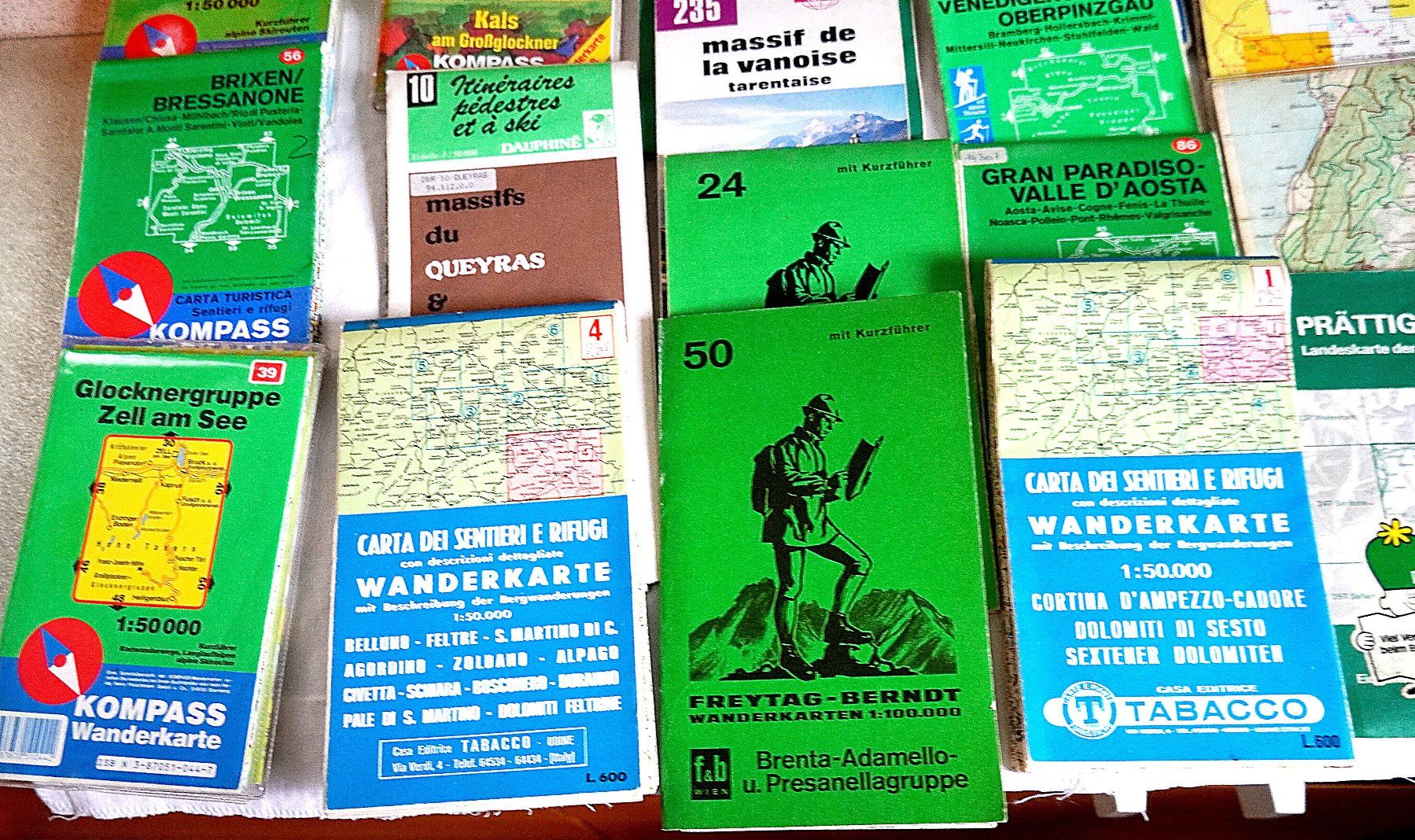 Landkarten & Atlanten: Wanderkarten, Geografischekarten, Sammlung – Gebraucht aus Baar von 2cvbaar 4