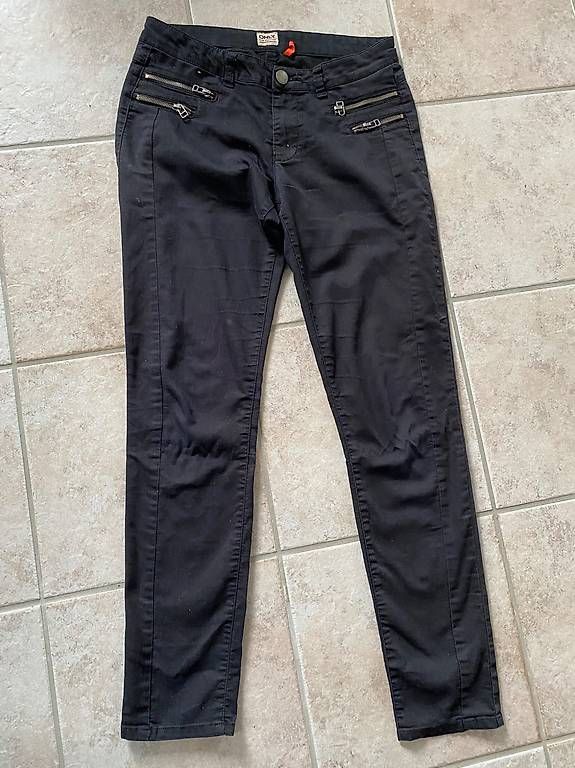 Pantaloni: Damenhose Street One und Only – Usato da Pratteln venduto da Siri04 2