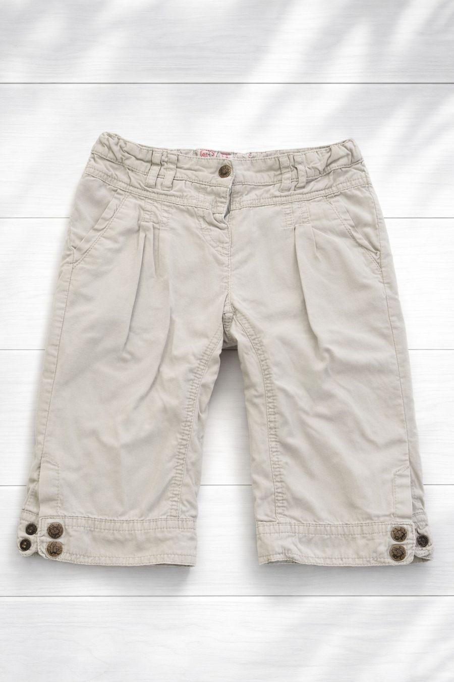 Pantaloni: Sommerliche Baumwoll-Bermudas, Grösse 128 – Usato da Wyssachen venduto da yvo_xv28