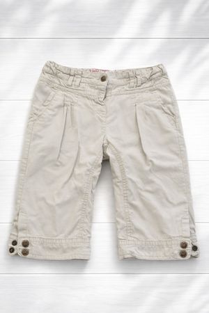 Sommerliche Baumwoll-Bermudas, Grösse 128
