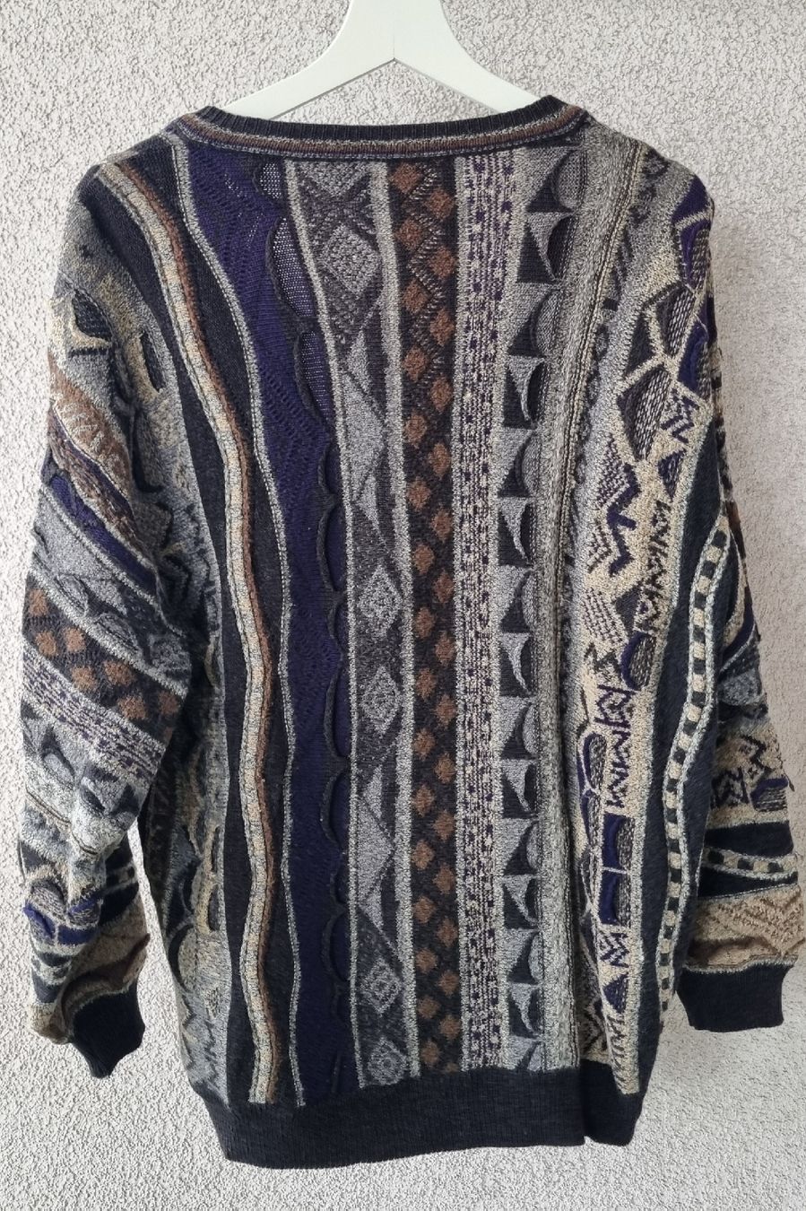 Maglioni & Felpe: Knit Pullover, Gr. L - Sommeraktion – Usato da Oberriet SG venduto da gimidrip 2