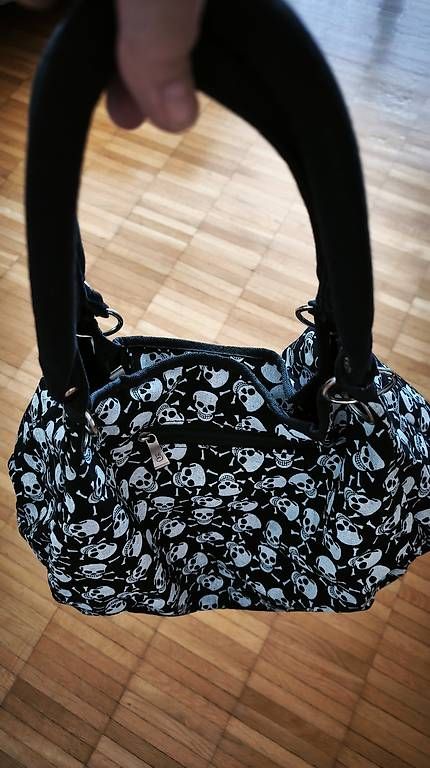 Sacs femmes: Skull Tasche ... – D'occasion à Roggwil TG par sunbug 2