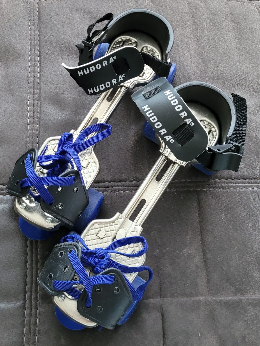 Pattini in linea & Pattini a rotelle: Rollschuhe von Hudora – Usato da Sevelen venduto da Motchi
