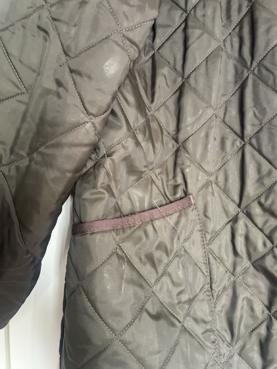 Barbour Giacche: Barbour Steppjacke dunkelgrün oversize – Difettoso da Zürich venduto da eva_7rvy 2