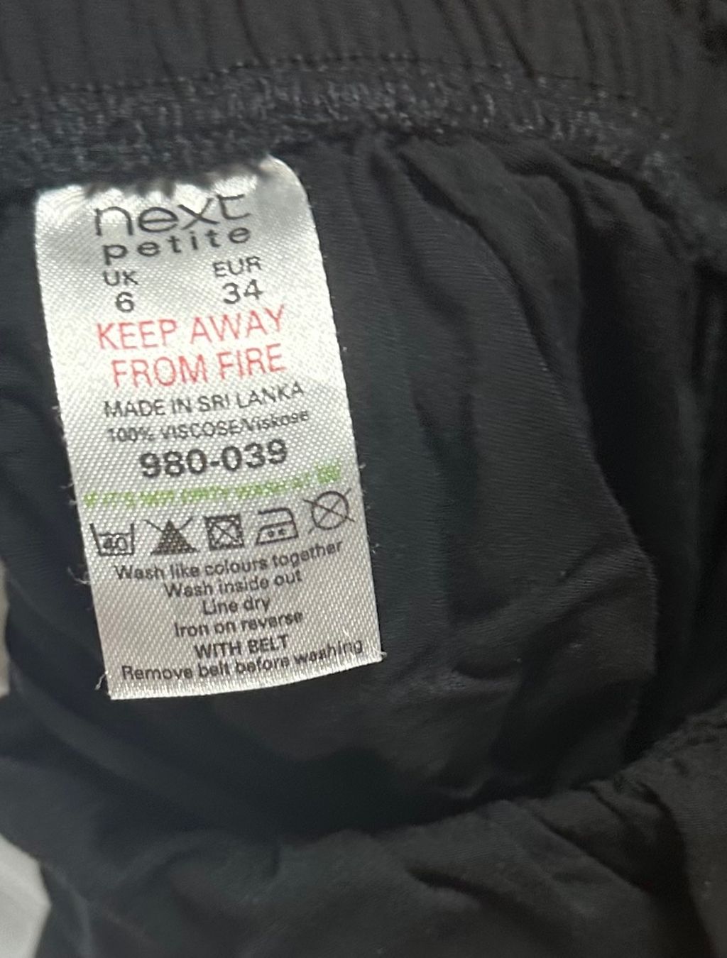 Next Tute: Next Jumpsuit schwarz – Usato da Zürich venduto da kuszi 2