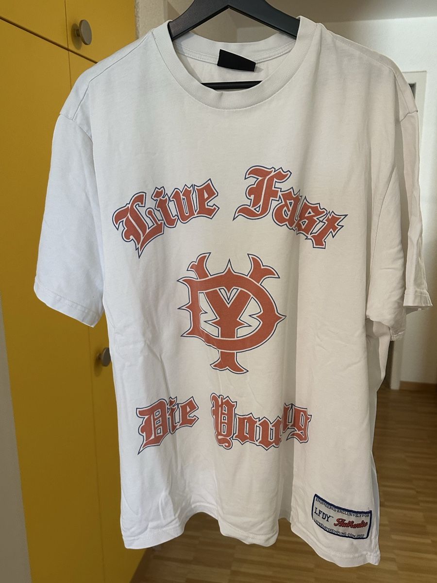 Live Fast Die Young T-Shirts: LFDY T-Shirt Grösse M – Gebraucht aus Frenkendorf von Lele2110