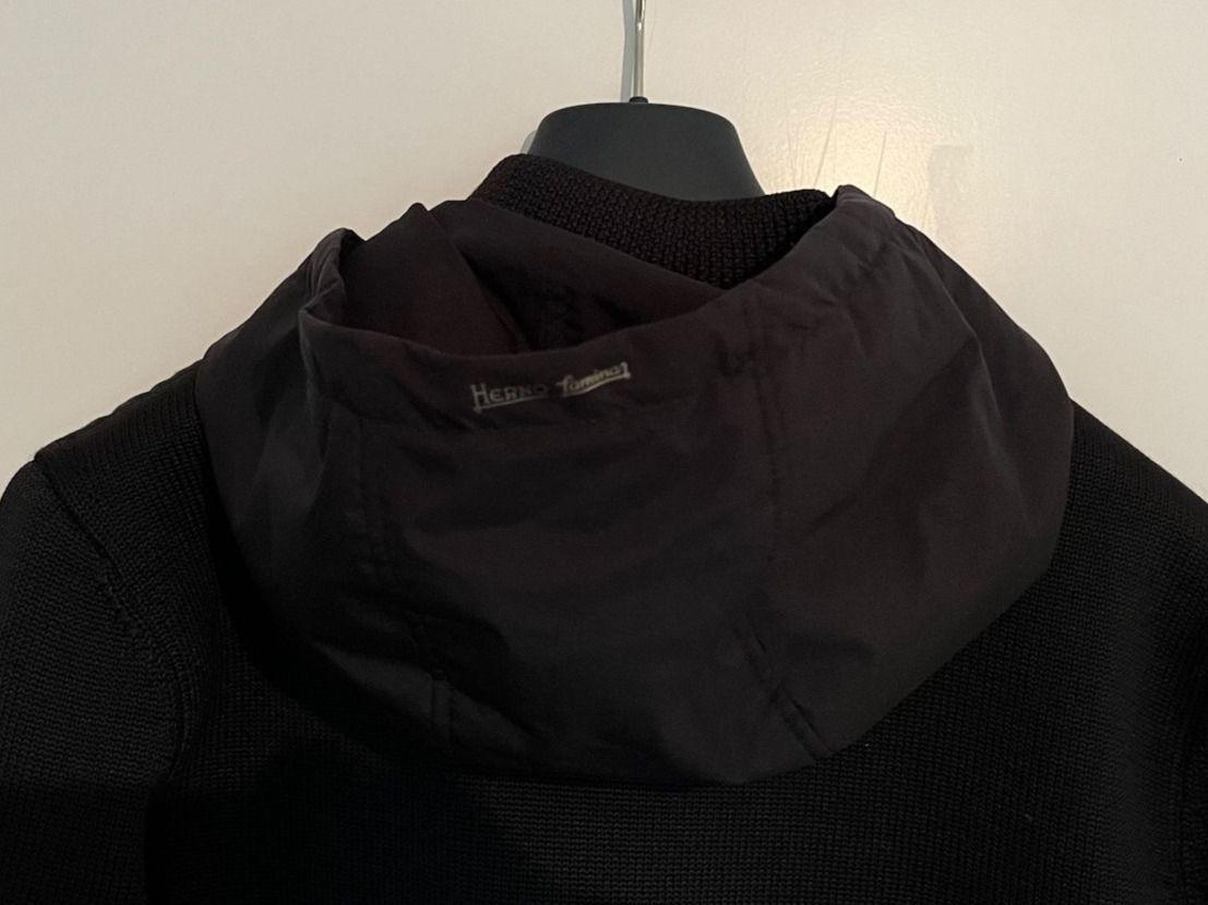 Herno Giacche: Herno Jacke – Nuovo e nell'imballaggio originale da Kilchberg ZH venduto da nil_tvt7 4