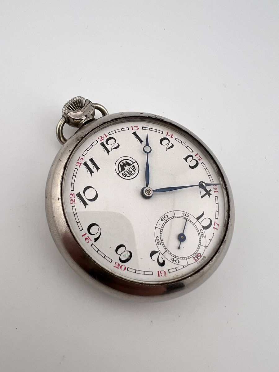 Swiss Montres: Montre de poche Genève  – Défectueux à Biel/Bienne par Olin.ka 1