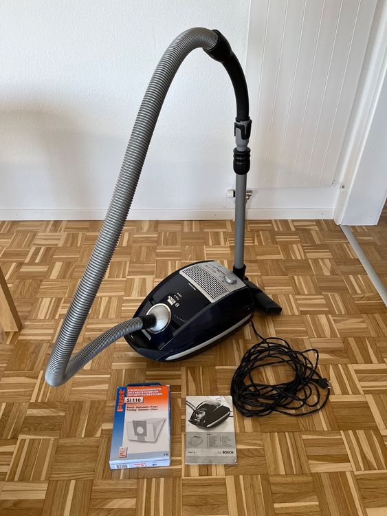 Aspirateur Bosch 2200W Vakuum Acheter sur Ricardo