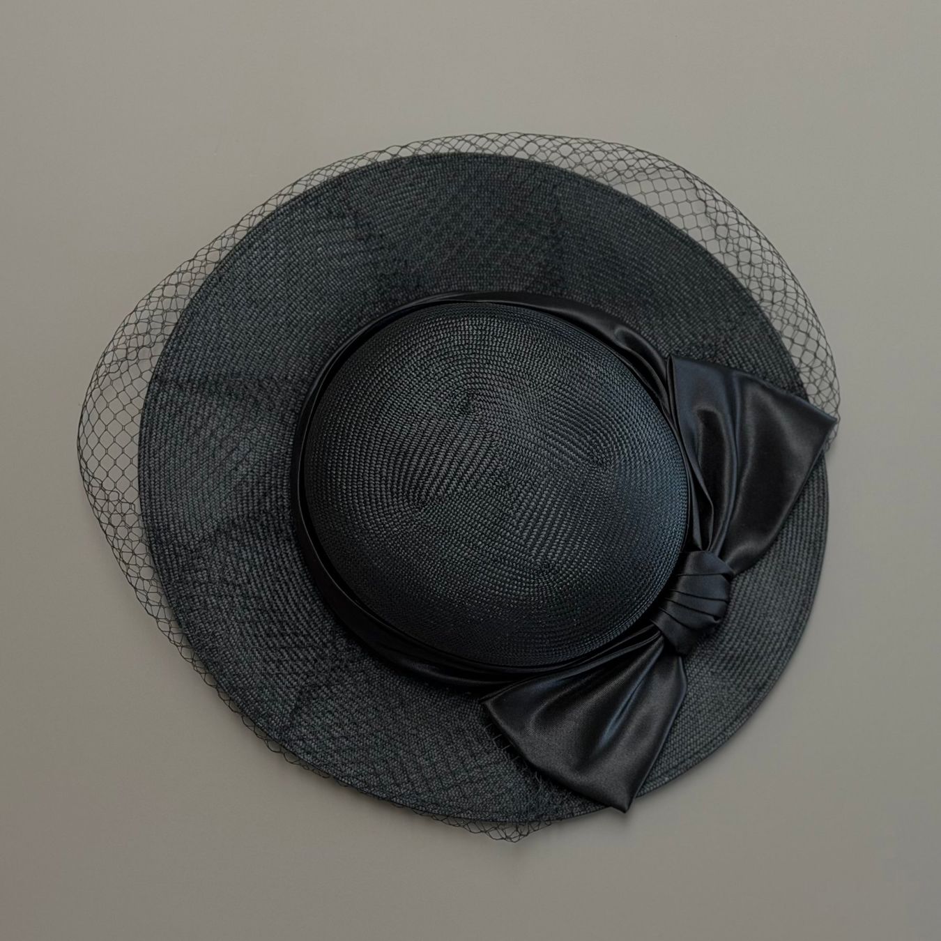 Chapeaux, bonnets & casquettes: eleganter Strohhut Damen schwarz – D'occasion à Siebnen par 67es 2