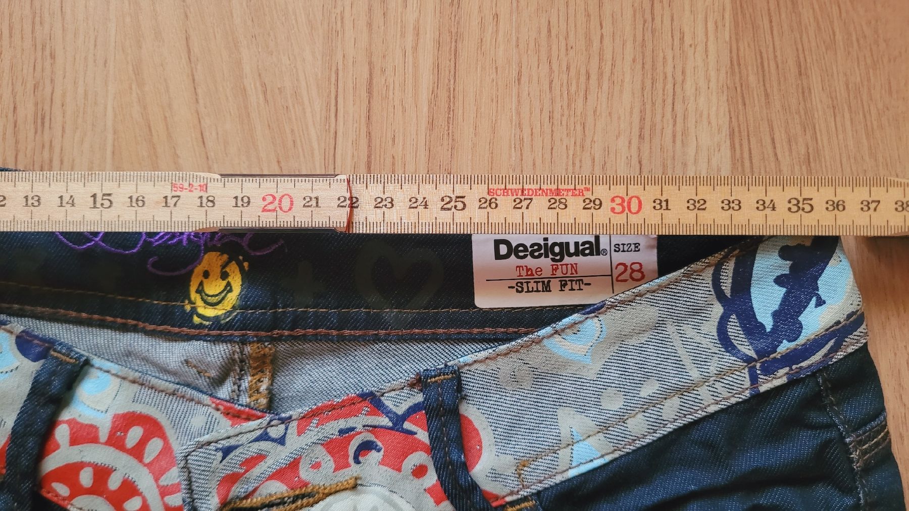 Desigual Jeans: Desigual Jeans Gr. 28 – Gebraucht aus Steffisburg von Gismo49 4