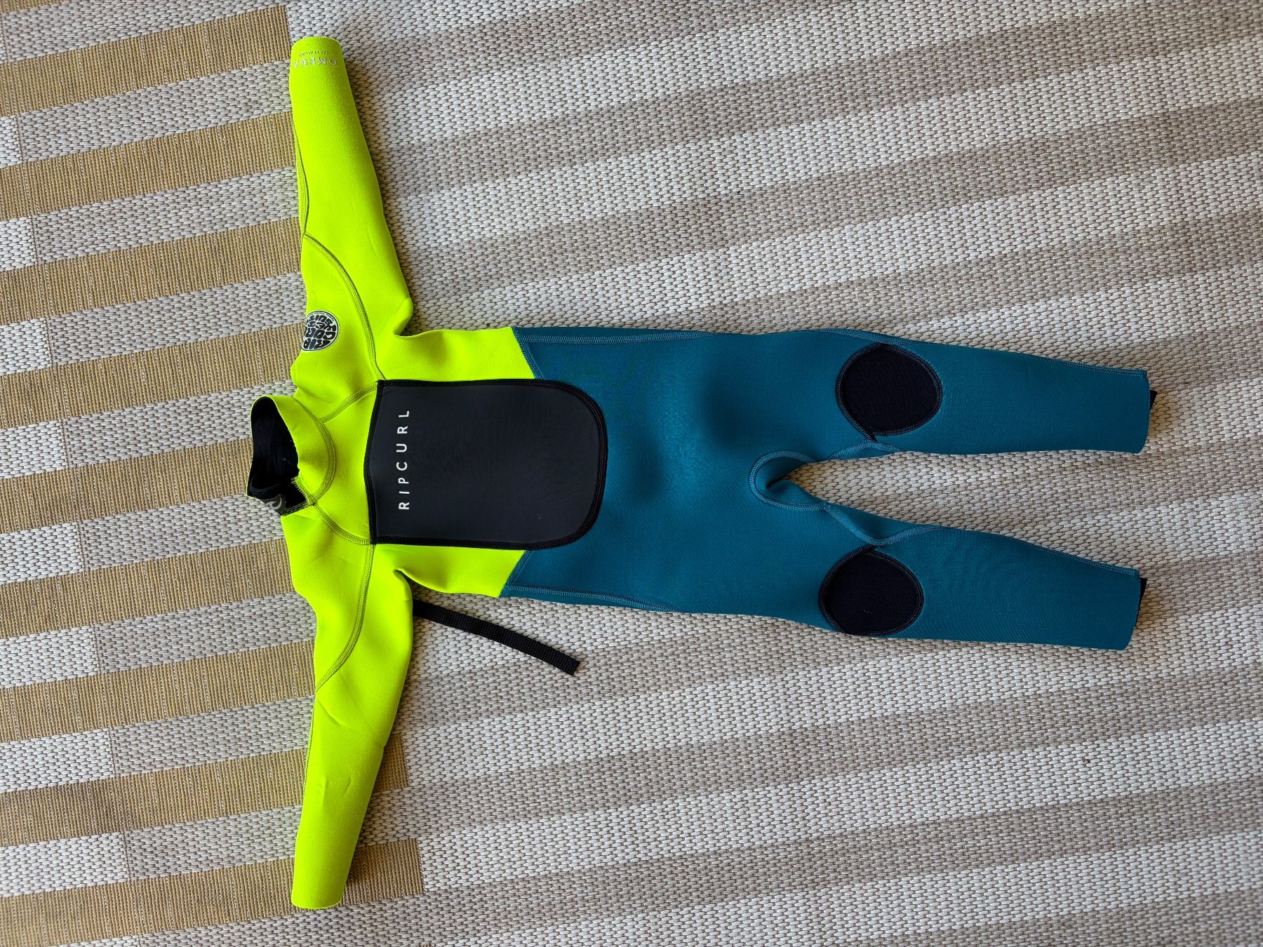 Mute per immersioni: Ripcurl Neopren Wetsuit Kindergrösse Size 4 J – Usato da Zürich venduto da schrebi