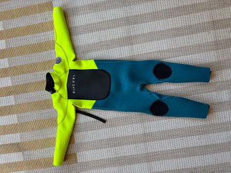 Ripcurl Neopren Wetsuit Kindergrösse Size 4 J