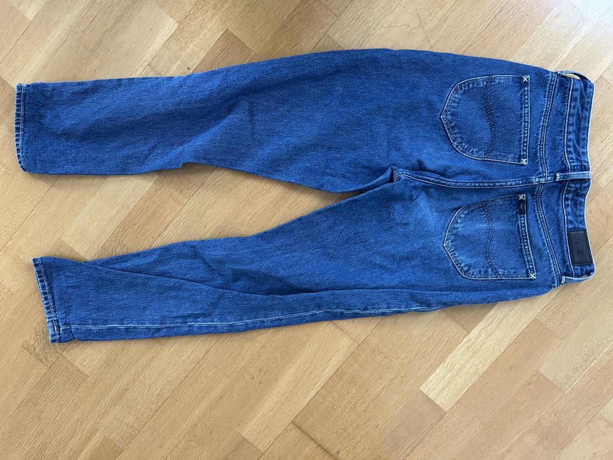 Lee Jeans: Lee Jeans, Mom Straight, Grösse 26, – Gebraucht aus Erlenbach ZH von miralinn 1