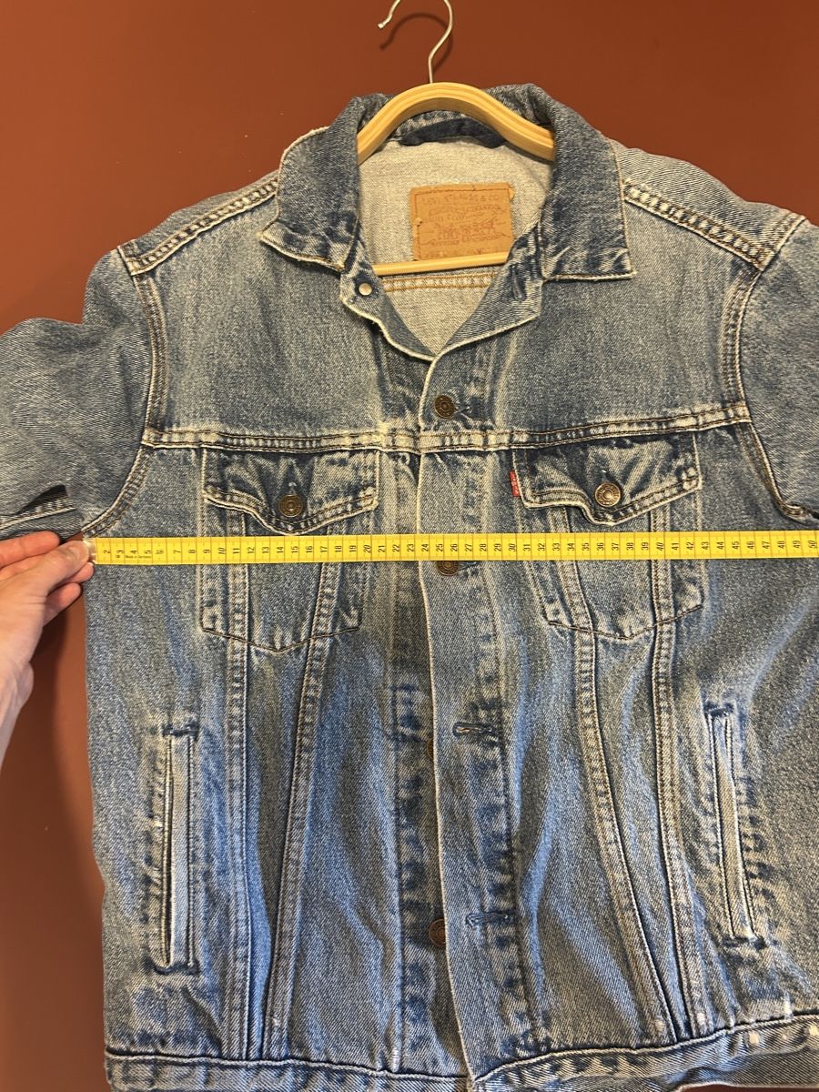 Levi's Vestes: Levis Oversized Light Blue Jean Jacket Size S-M – D'occasion à Zürich par Secondhanddealer 6