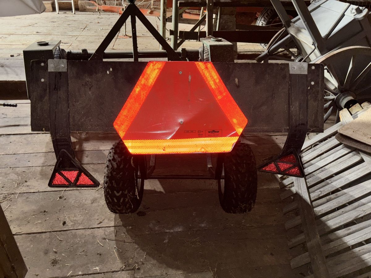 Rimorchi: remorque Quad / Quad Anhänger  – Usato da Couvet venduto da jacysa 1